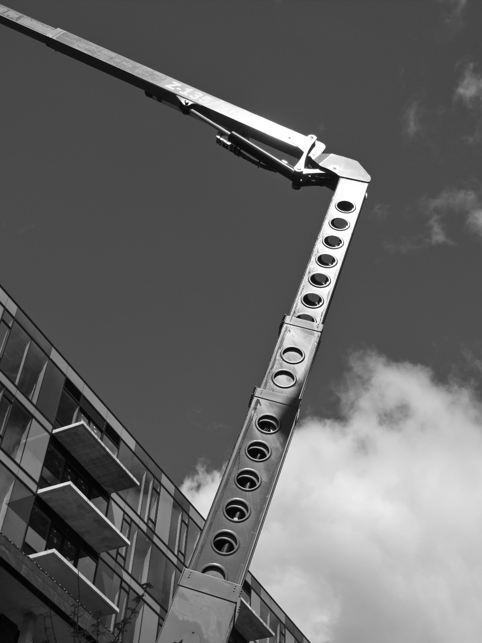 Façade en cours de réalisation sur un chantier KCG